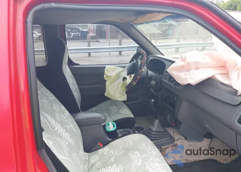 1998 Nissan Frontier Se/Xe z USA, uszkodzony, nr VIN 1N6DD26S6WC375356